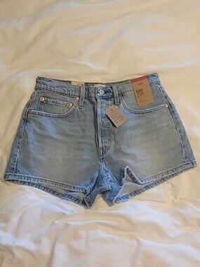 Levi's 501 Original Shorts Light Wash Size 30 NWT